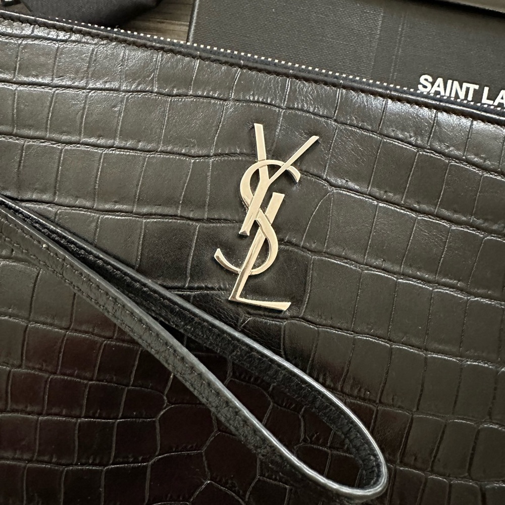 YSL Pouch - Picture 5 of 10